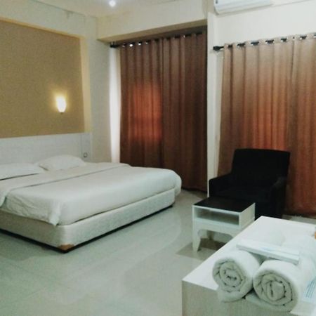 Myrooms Bekasi Exterior foto